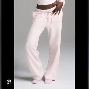 SKIMS Sweatpants: Cotton Fleece Classic Straight Leg Pant NWT